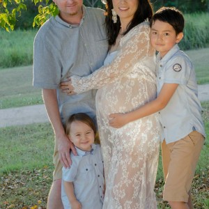 Maternity and Family Portrait Maternity and Family Portrait