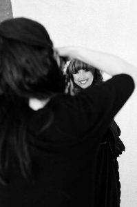 Studio Portrait behind the scene